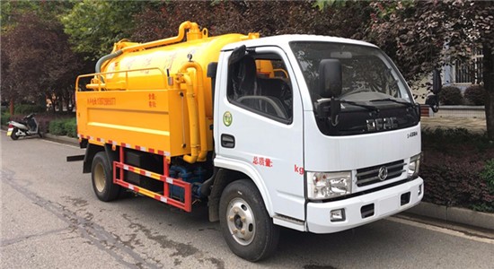 東風清洗吸污車︱4噸清洗